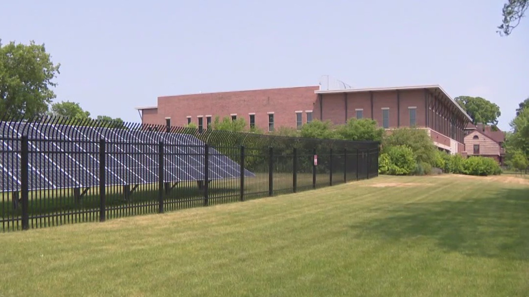 Wisconsin clean energy, Secretary Granholm tours sites